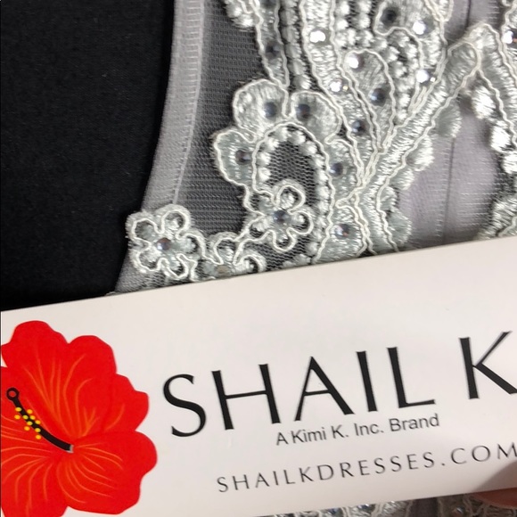 Gorgeous lace ruffles prom dress - Picture 8 of 8